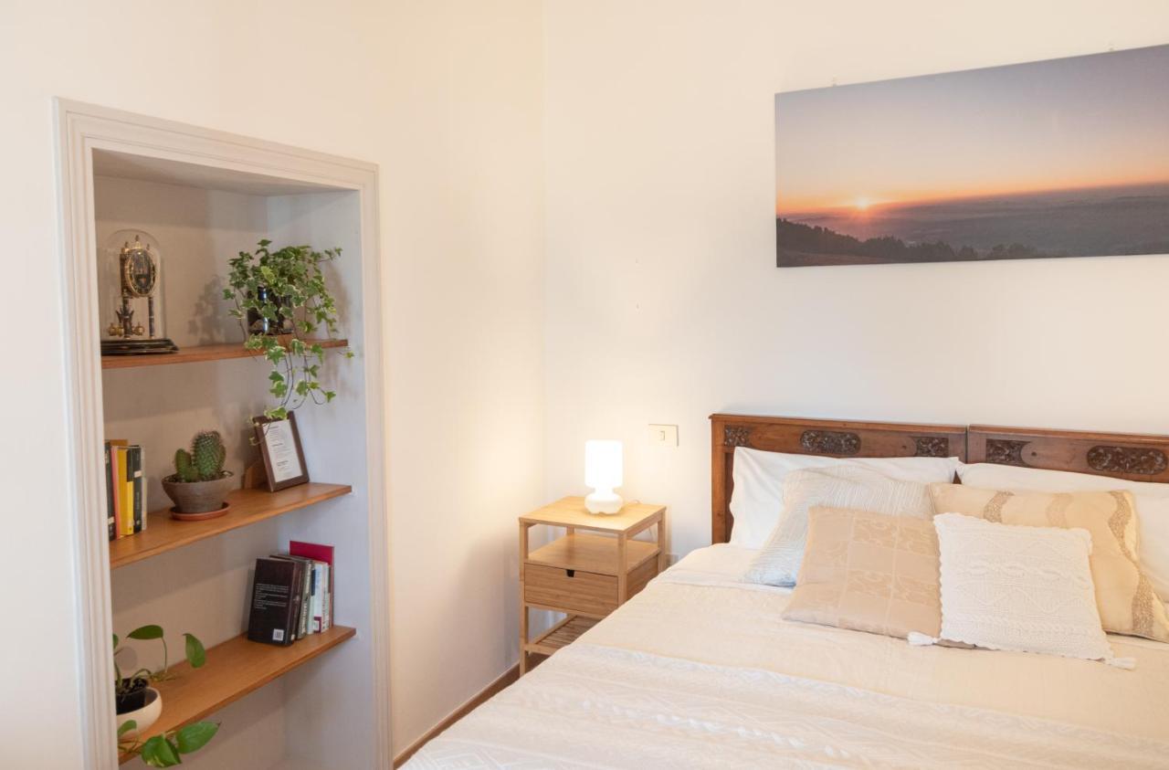 B&B Cantico Delle Creature Assisi Luaran gambar