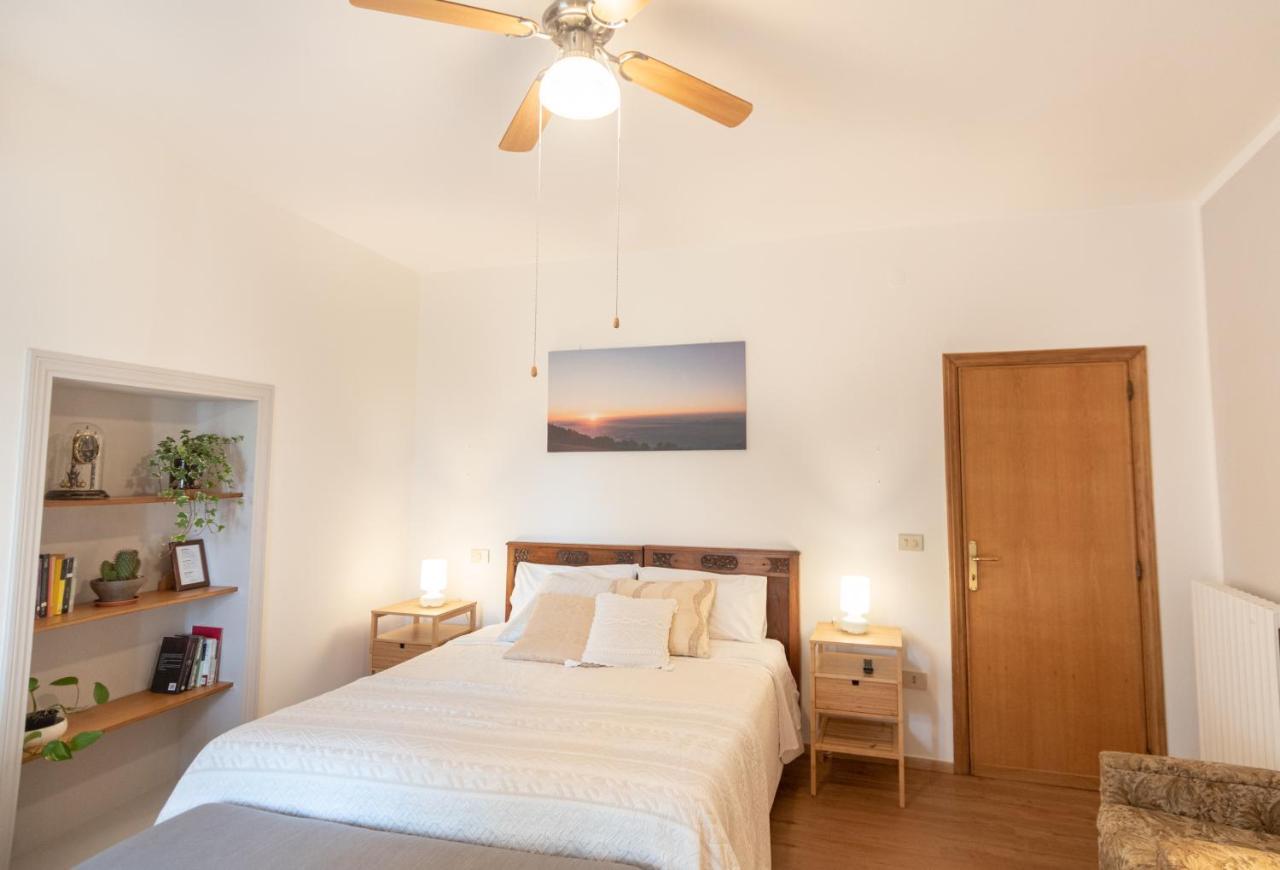 B&B Cantico Delle Creature Assisi Luaran gambar