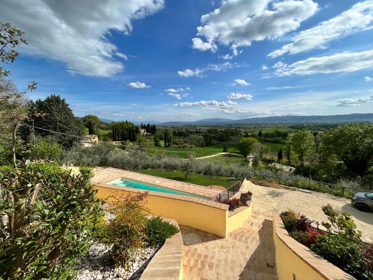 B&B Cantico Delle Creature Assisi Luaran gambar